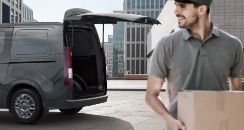 STARIA Cargo - vista 4