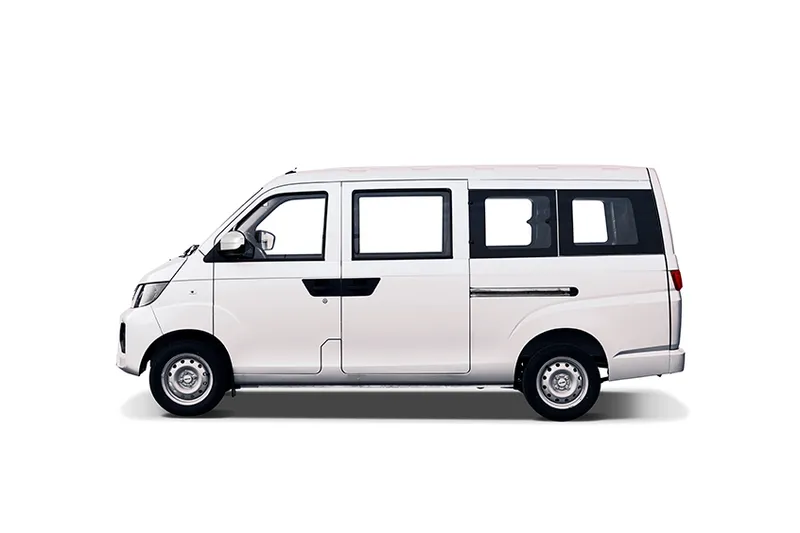 11 pasajeros en formato compacto
